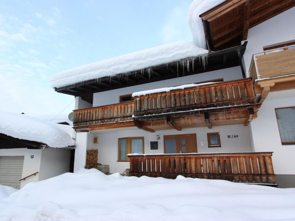 Boutique Apartment In Brixen With Mountain View Brixen im Thale Esterno foto
